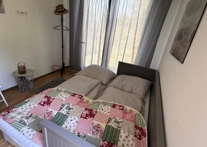 Glamping Pod Zamkem Luxe tent